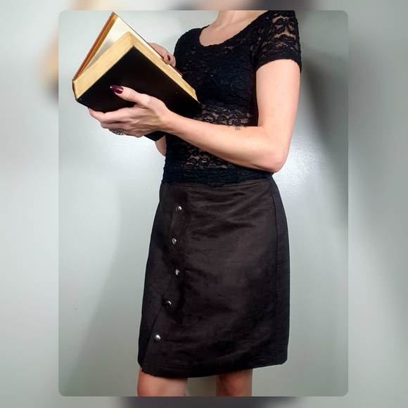 Brown Vegan Leather Suede Button Down A-line Skirt - Picture 5 of 8